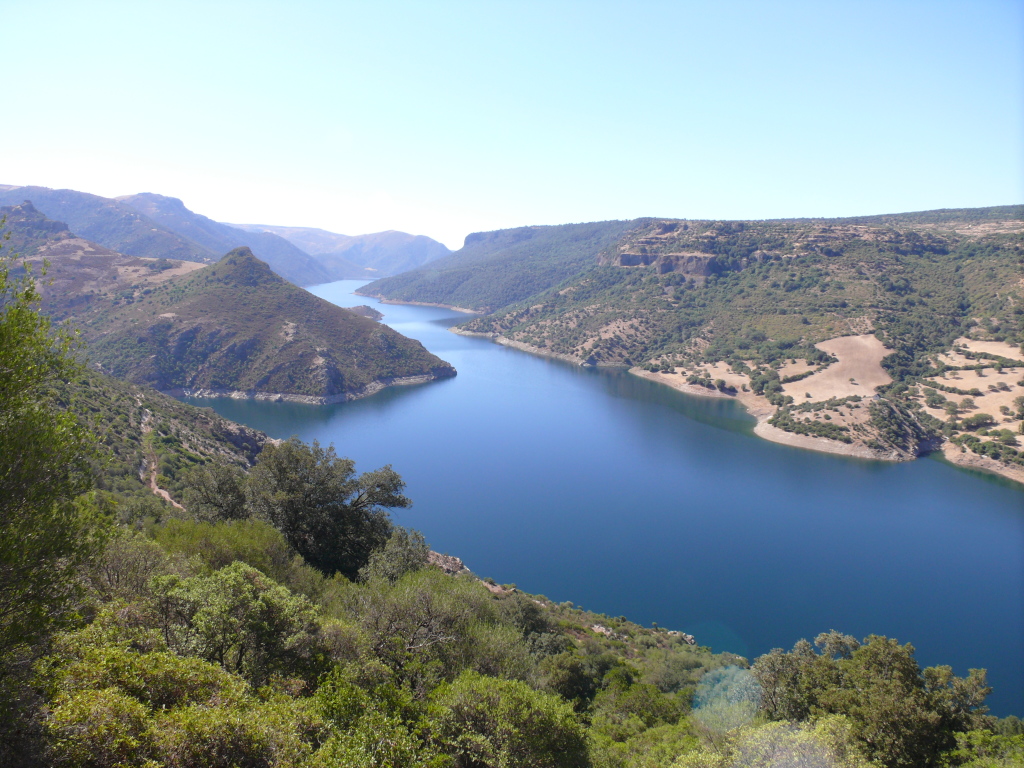 Lago_basso_flumendosa_sardegna9